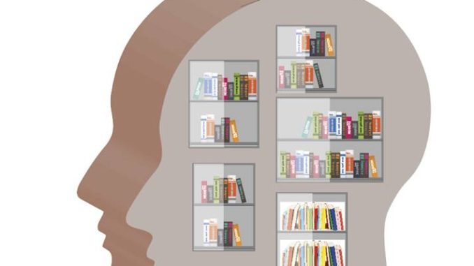 Bücherschrank