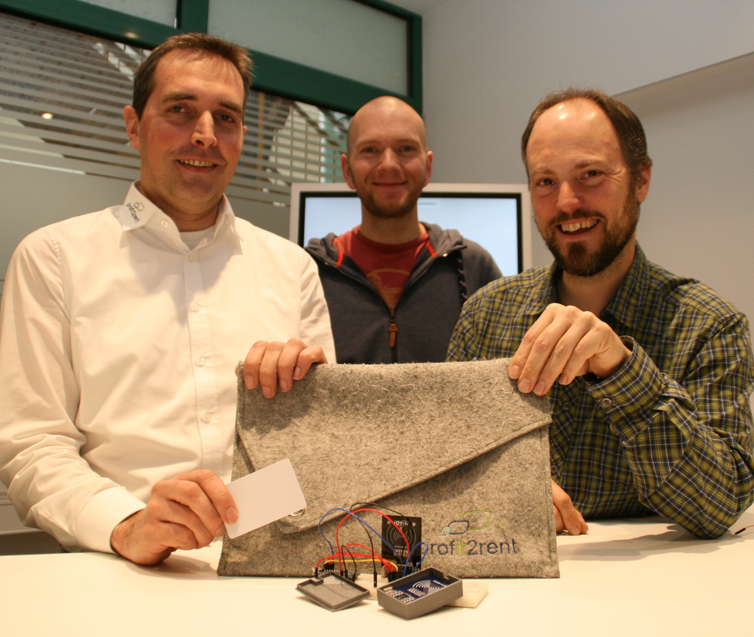 Osterferienkurs: Coolen Taschenalarm selbst bauen