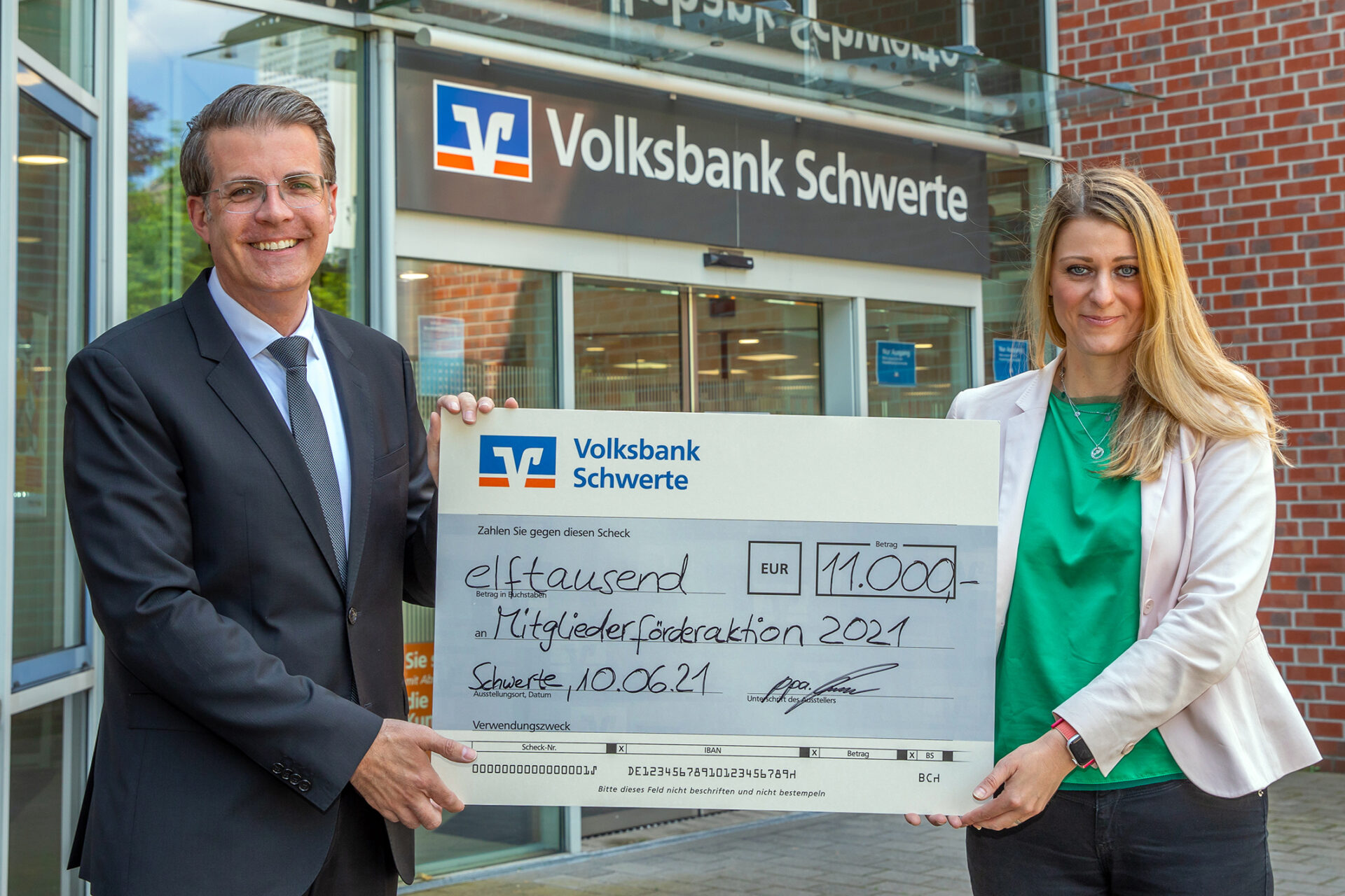 Volksbank Schwerte spendet 11.000 Euro an gemeinnützige Projekte
