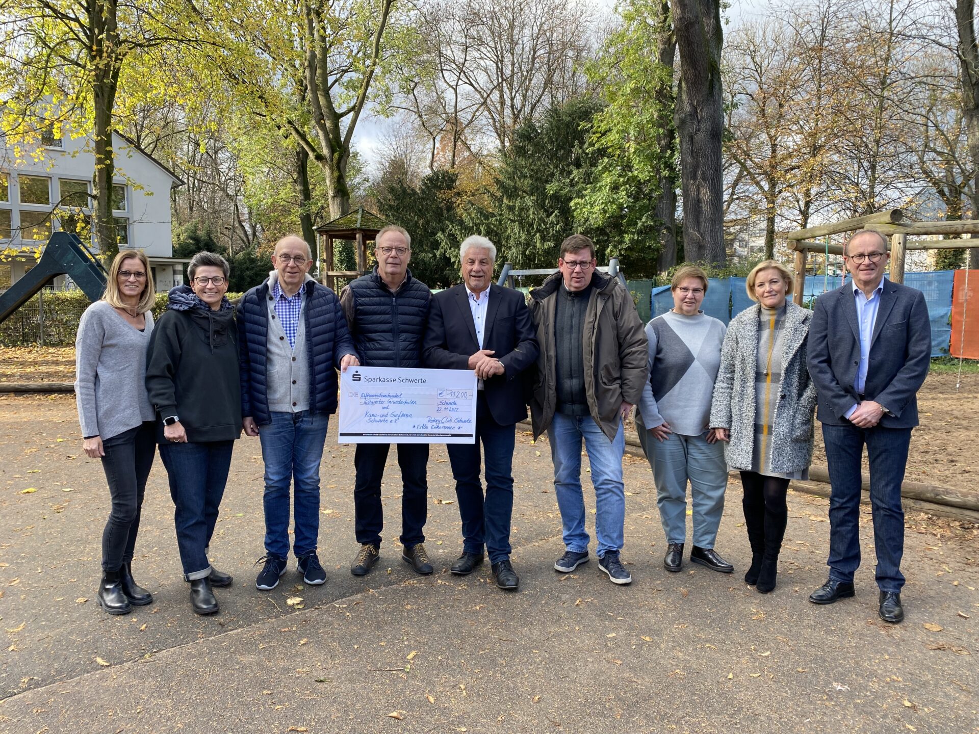 Rotary Club Schwerte/Ruhr übergibt Gewinn in Höhe von 11.200€ nach Entenrennen